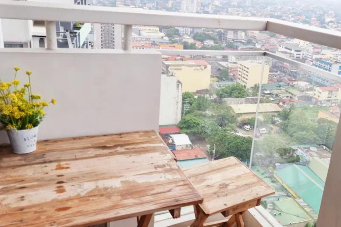 Апартаменты Great View With Balcony In Araneta Center Манила Экстерьер фото